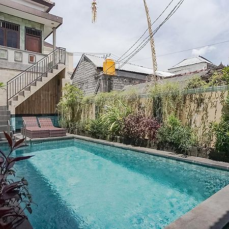 Taxa Uma Guest House كوتا المظهر الخارجي الصورة