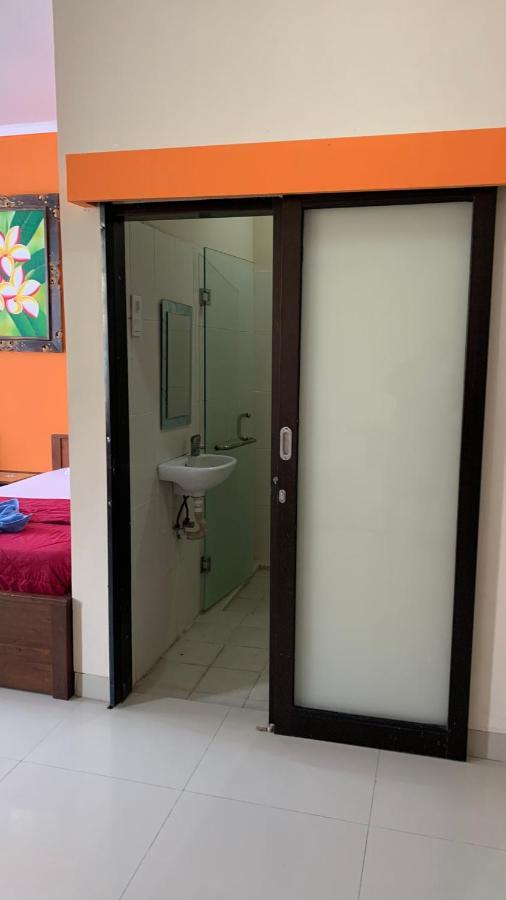 Taxa Uma Guest House كوتا المظهر الخارجي الصورة