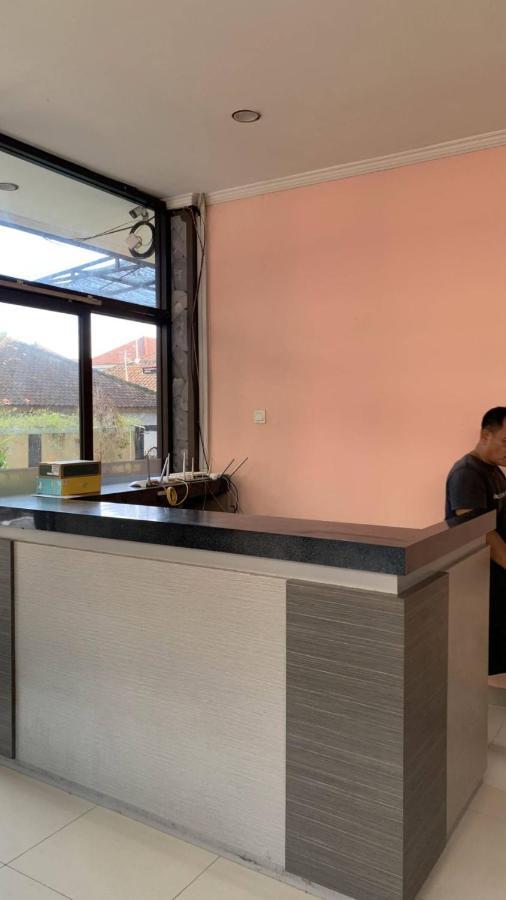 Taxa Uma Guest House كوتا المظهر الخارجي الصورة