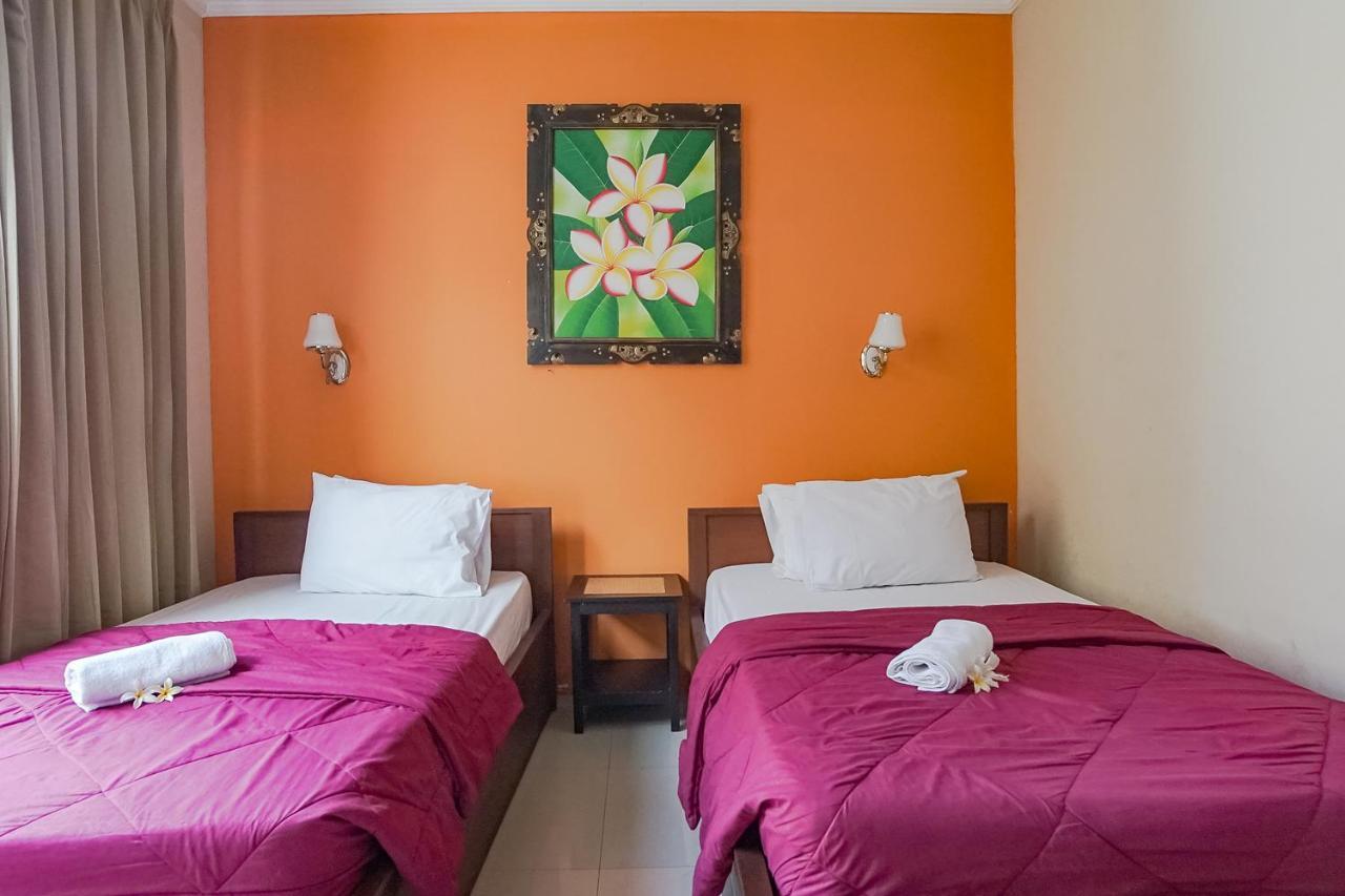 Taxa Uma Guest House كوتا المظهر الخارجي الصورة
