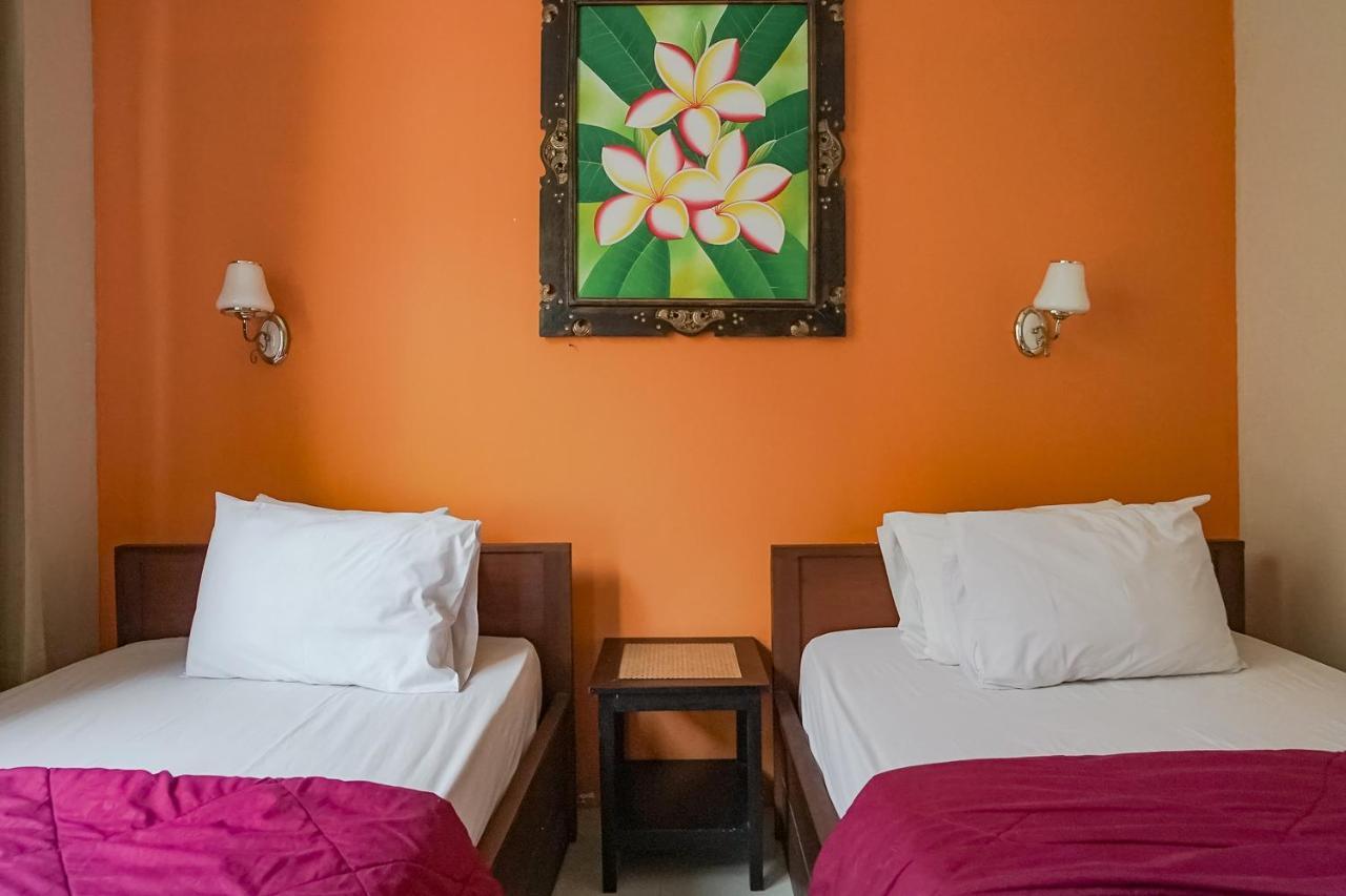 Taxa Uma Guest House كوتا المظهر الخارجي الصورة